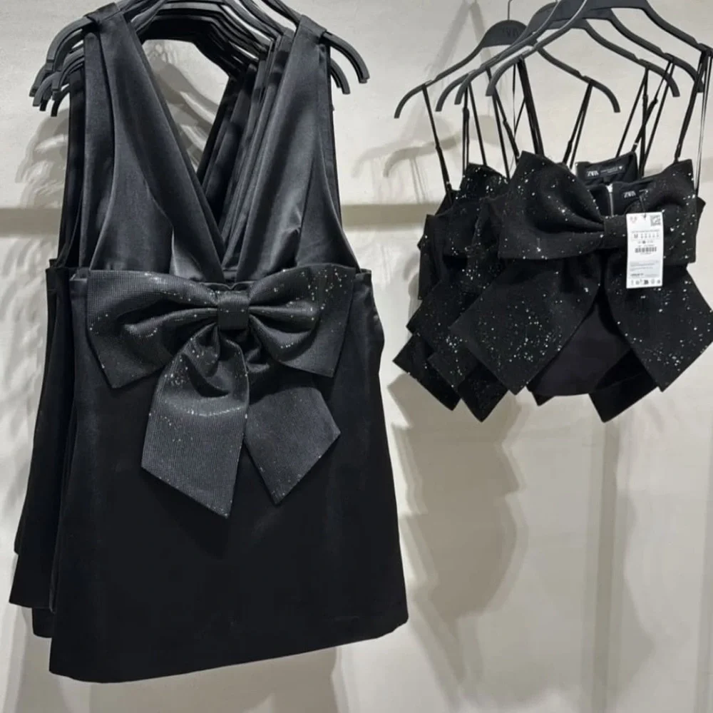 Size XS | Zara |Elegant Black Dress with Large Bow - Picture 8 of 15